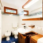 Santa Margherita, Casa Accogliente E Confortevole 아파트 *